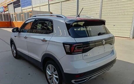 Volkswagen T-Cross I, 2021 год, 1 645 000 рублей, 6 фотография