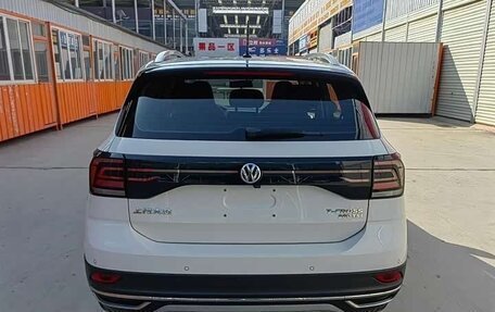 Volkswagen T-Cross I, 2021 год, 1 645 000 рублей, 5 фотография