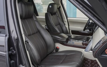 Land Rover Range Rover IV рестайлинг, 2013 год, 3 885 000 рублей, 8 фотография