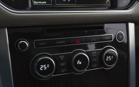 Land Rover Range Rover IV рестайлинг, 2013 год, 3 885 000 рублей, 20 фотография