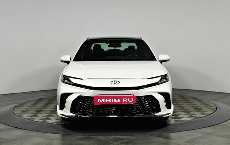 Toyota Camry, 2025 год, 4 940 000 рублей, 2 фотография
