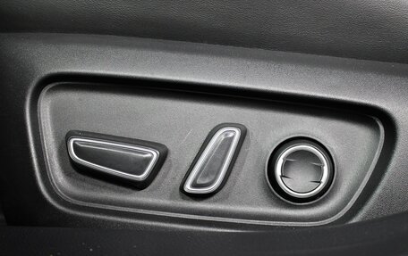 Toyota Camry, 2025 год, 4 940 000 рублей, 28 фотография