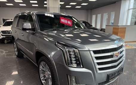 Cadillac Escalade IV, 2019 год, 4 750 000 рублей, 2 фотография