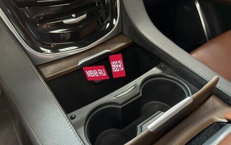 Cadillac Escalade IV, 2019 год, 4 750 000 рублей, 26 фотография