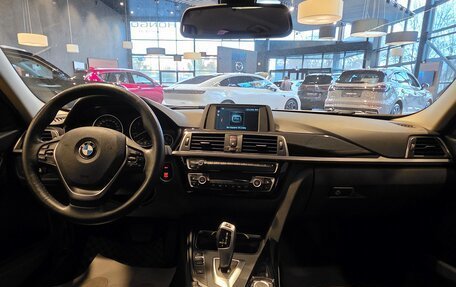 BMW 3 серия, 2017 год, 1 999 000 рублей, 22 фотография