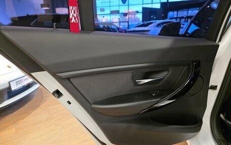 BMW 3 серия, 2017 год, 1 999 000 рублей, 20 фотография