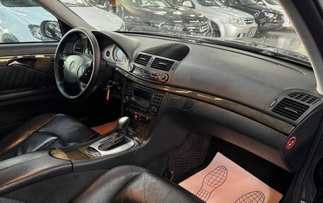 Mercedes-Benz E-Класс, 2002 год, 1 099 000 рублей, 8 фотография