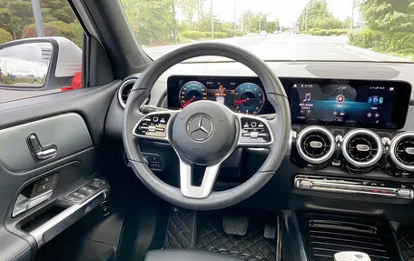 Mercedes-Benz GLB, 2021 год, 1 950 125 рублей, 19 фотография