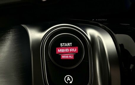 Mercedes-Benz GLB, 2021 год, 3 299 000 рублей, 21 фотография