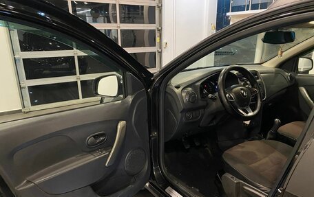 Renault Sandero II рестайлинг, 2019 год, 1 365 000 рублей, 19 фотография