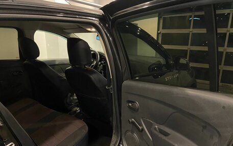 Renault Sandero II рестайлинг, 2019 год, 1 365 000 рублей, 24 фотография