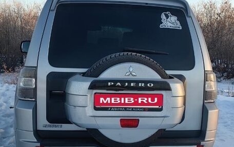 Mitsubishi Pajero IV, 2011 год, 2 500 000 рублей, 2 фотография