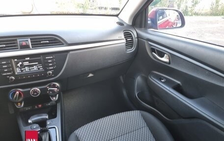 KIA Rio IV, 2018 год, 1 450 000 рублей, 12 фотография