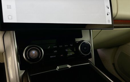 Land Rover Range Rover IV рестайлинг, 2022 год, 185 492 рублей, 18 фотография