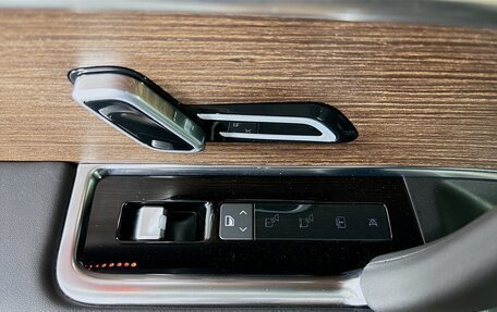 Land Rover Range Rover IV рестайлинг, 2022 год, 185 492 рублей, 28 фотография