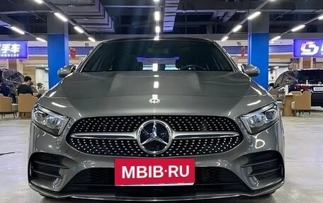 Mercedes-Benz A-Класс, 2022 год, 2 153 000 рублей, 3 фотография