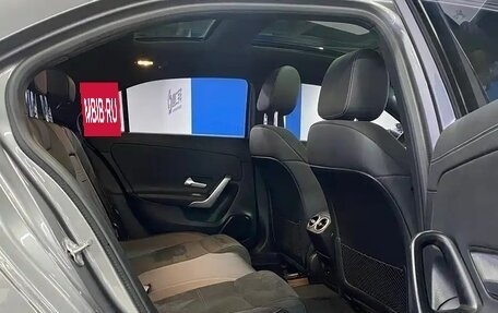 Mercedes-Benz A-Класс, 2022 год, 2 153 000 рублей, 10 фотография