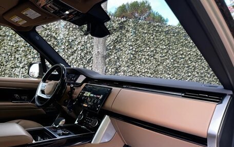 Land Rover Range Rover IV рестайлинг, 2022 год, 14 736 926 рублей, 11 фотография