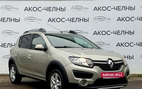 Renault Sandero II рестайлинг, 2018 год, 1 020 000 рублей, 2 фотография