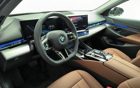 BMW 5 серия, 2025 год, 8 600 000 рублей, 8 фотография