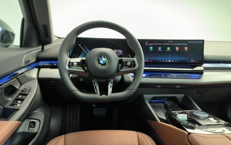 BMW 5 серия, 2025 год, 8 600 000 рублей, 15 фотография