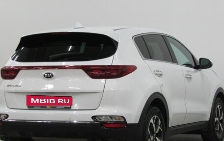 KIA Sportage IV рестайлинг, 2020 год, 2 100 000 рублей, 6 фотография