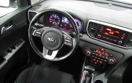 KIA Sportage IV рестайлинг, 2020 год, 2 100 000 рублей, 18 фотография