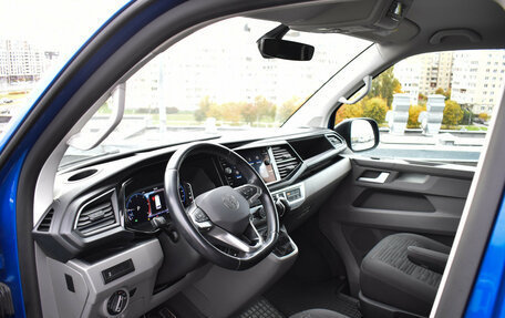 Volkswagen Caravelle T6 рестайлинг, 2021 год, 4 498 900 рублей, 6 фотография