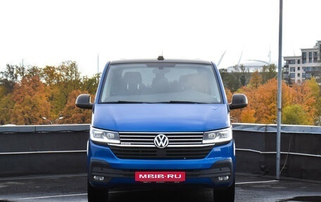 Volkswagen Caravelle T6 рестайлинг, 2021 год, 4 498 900 рублей, 2 фотография