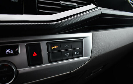 Volkswagen Caravelle T6 рестайлинг, 2021 год, 4 498 900 рублей, 13 фотография