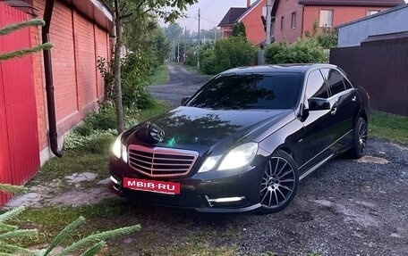 Mercedes-Benz E-Класс, 2012 год, 2 300 000 рублей, 10 фотография