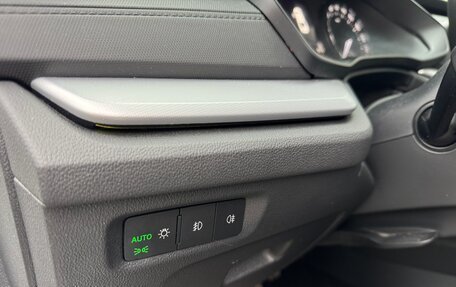 Skoda Octavia IV, 2021 год, 1 859 000 рублей, 20 фотография