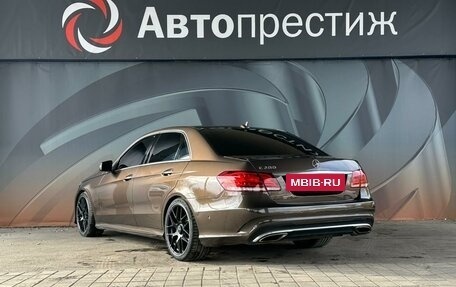 Mercedes-Benz E-Класс, 2013 год, 2 050 000 рублей, 5 фотография