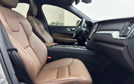 Volvo XC60 II, 2022 год, 4 760 000 рублей, 13 фотография