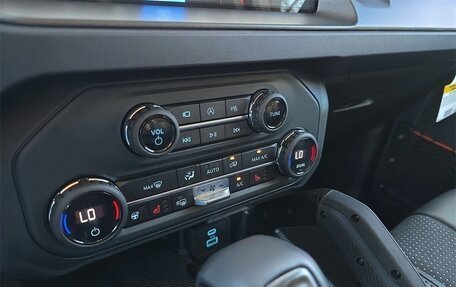 Ford Bronco, 2025 год, 14 108 285 рублей, 21 фотография