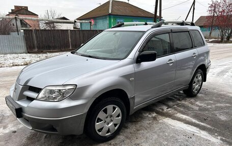 Mitsubishi Outlander III рестайлинг 3, 2006 год, 680 000 рублей, 7 фотография