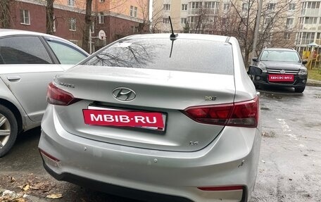 Hyundai Solaris II рестайлинг, 2018 год, 1 200 000 рублей, 2 фотография