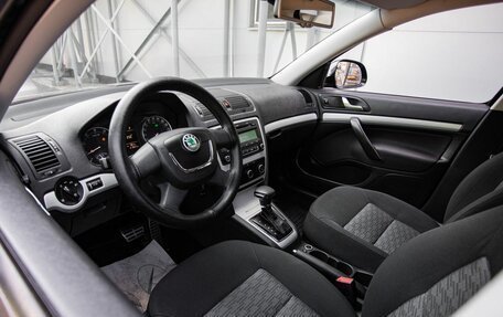 Skoda Octavia, 2011 год, 695 000 рублей, 10 фотография