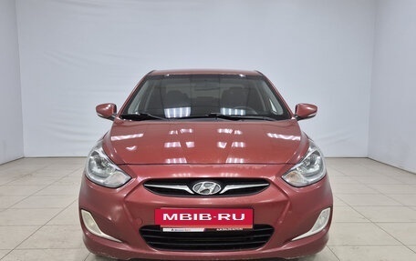Hyundai Solaris II рестайлинг, 2011 год, 660 000 рублей, 2 фотография