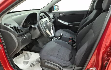 Hyundai Solaris II рестайлинг, 2011 год, 660 000 рублей, 9 фотография