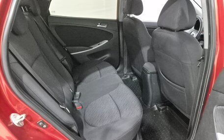 Hyundai Solaris II рестайлинг, 2011 год, 660 000 рублей, 15 фотография