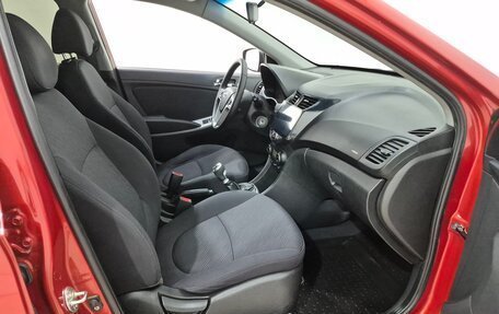 Hyundai Solaris II рестайлинг, 2011 год, 660 000 рублей, 13 фотография