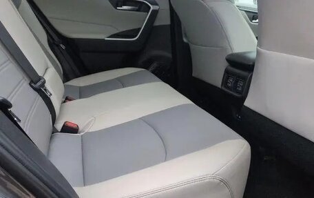 Toyota RAV4, 2025 год, 6 500 000 рублей, 12 фотография