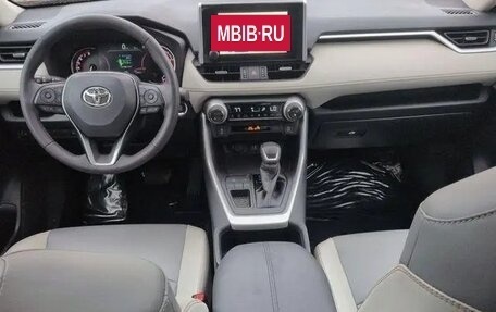 Toyota RAV4, 2025 год, 6 500 000 рублей, 11 фотография