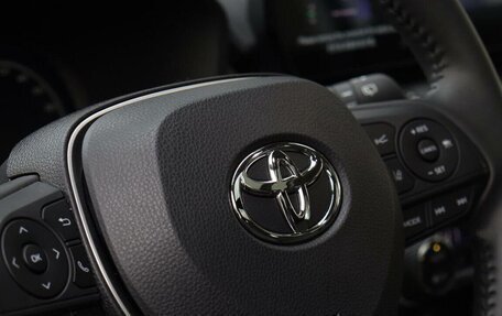 Toyota RAV4, 2025 год, 3 990 000 рублей, 8 фотография