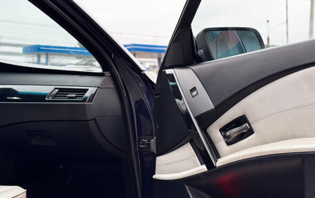 BMW 5 серия, 2006 год, 890 000 рублей, 24 фотография