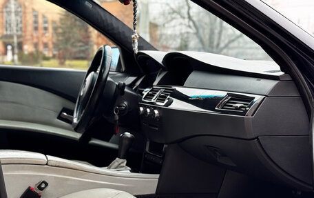 BMW 5 серия, 2006 год, 890 000 рублей, 22 фотография