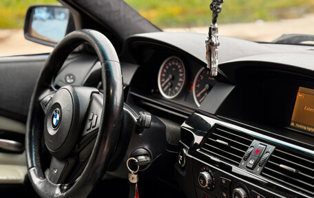 BMW 5 серия, 2006 год, 890 000 рублей, 25 фотография