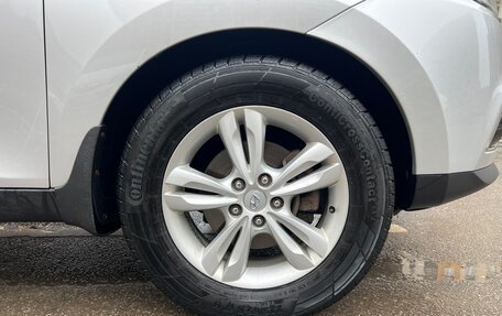 Hyundai ix35 I рестайлинг, 2011 год, 900 000 рублей, 11 фотография