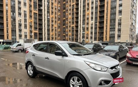 Hyundai ix35 I рестайлинг, 2011 год, 900 000 рублей, 3 фотография